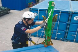 Ancoraggio per container (009.13161)