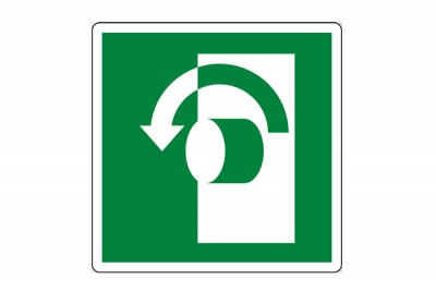 Girare la maniglia in senso antiorario (E15122mis)